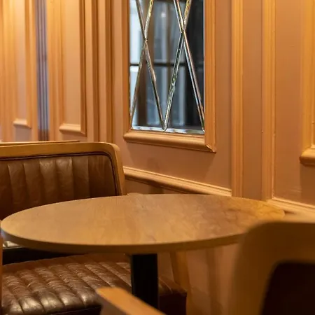 Galata By Boss & 4*